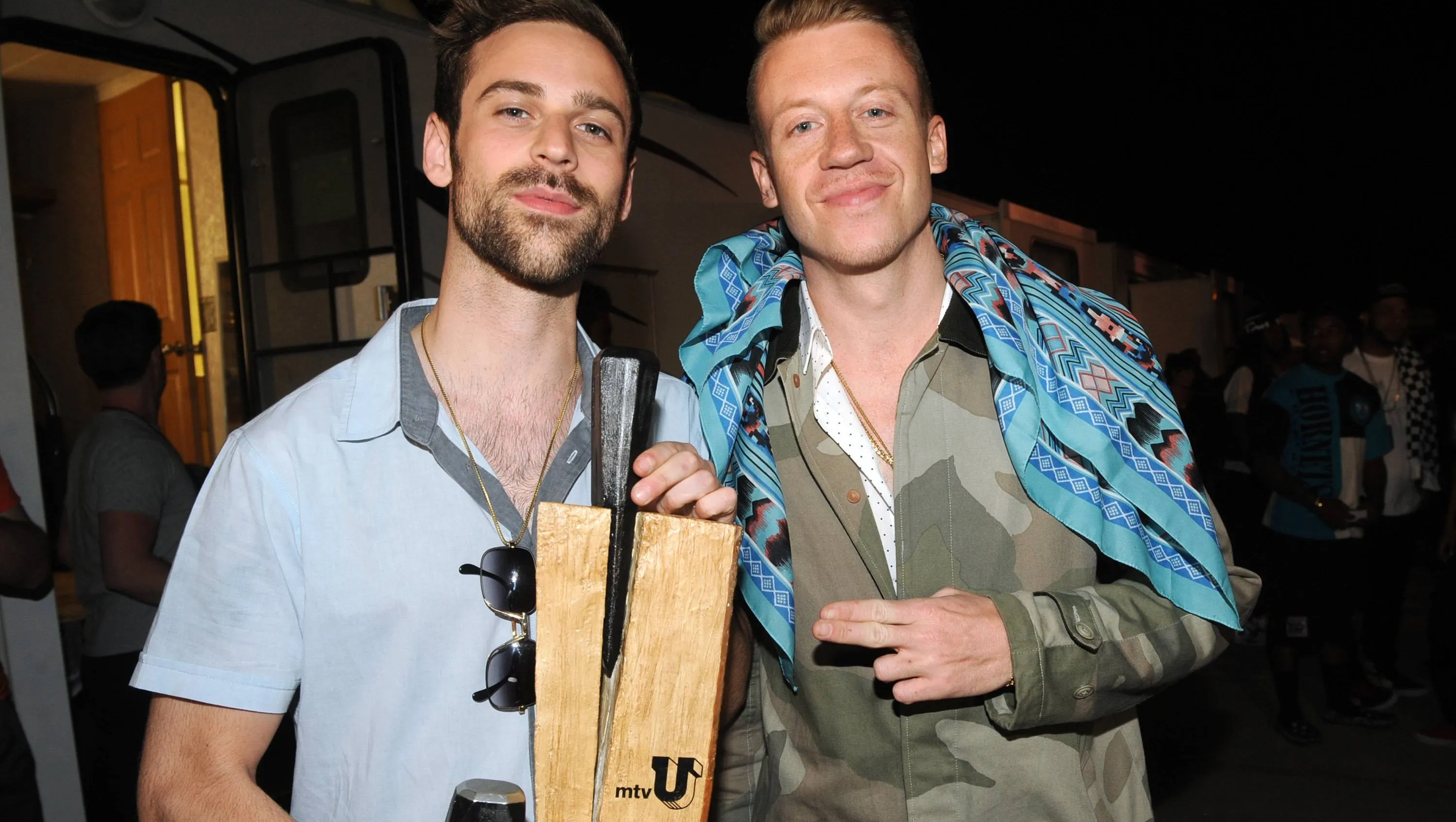 美国说唱歌手Macklemore(麦可莫)和Ryan Lewis (瑞安·刘易斯)2005-2023年发行专辑、精选辑、EP、单曲合集[无损FLAC/3.22GB]百度云盘打包下载 影音资源 第1张