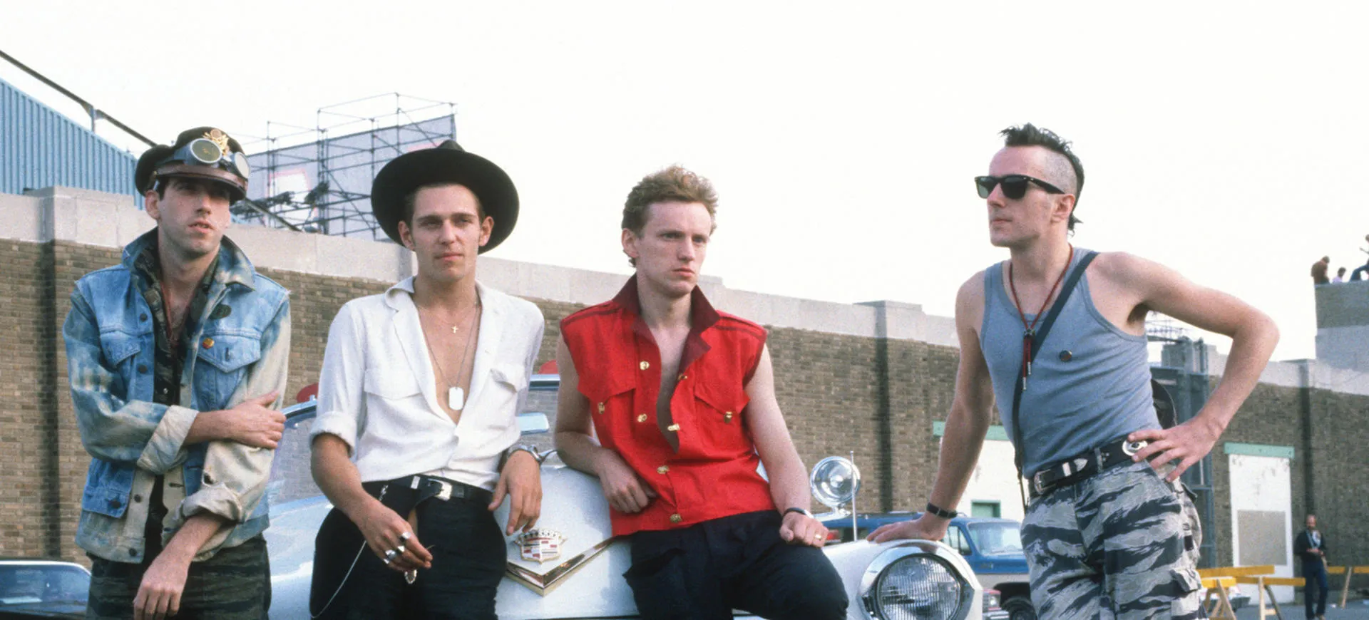 英国朋克摇滚乐队The Clash(冲撞乐队)1977-2022年发行专辑、精选辑、现场辑合集[无损FLAC/DVD/E-BOOK/62.90GB]百度云盘打包下载 影音资源 第1张