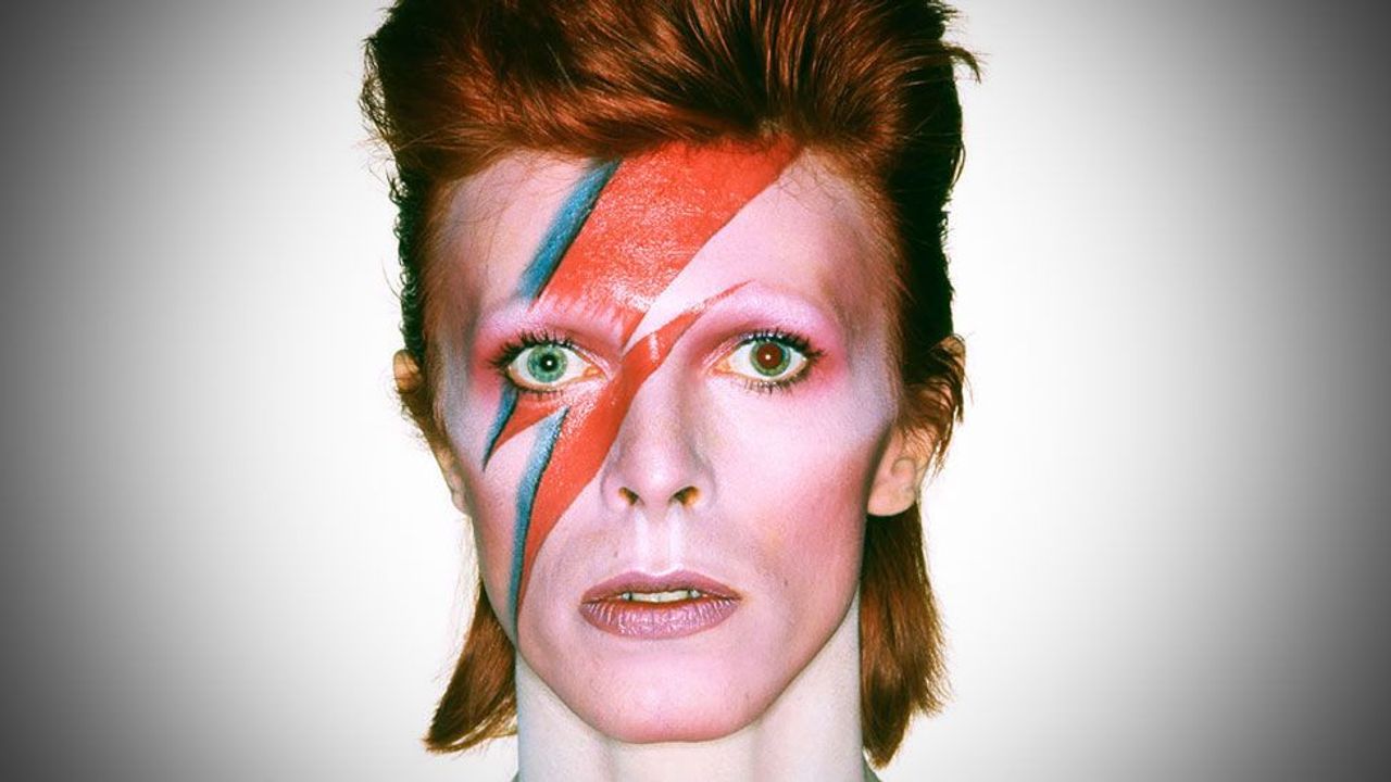 英国歌手、词曲作者、音乐家和演员David Bowie(大卫·鲍伊)1969-2021年发行专辑、精选辑、现场辑合集[无损FLAC/62.8GB]百度云盘打包下载 影音资源 第2张