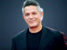 西班牙音乐家、创作歌手Alejandro Sanz(亚雷汉德罗·桑斯)1989-2023年发行专辑、现场辑、合唱、单曲合集[无损FLAC/16.90GB]百度云盘打包下载