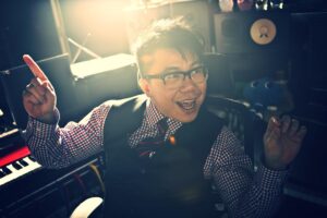 新加坡华裔创作歌手陈奂仁2009-2019年发行专辑、精选辑、EP合集[无损FLAC/4.69GB]百度云盘打包下载