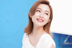 中国香港创作型女歌手陈明憙2016-2025年发行专辑合集[无损FLAC/1.29GB]百度网盘打包下载