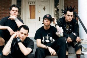 美国摇滚乐队Good Charlotte(狂野夏洛特)2000-2025年发行专辑、合辑、EP、单曲合集[无损FLAC/5.44GB]百度云盘打包下载